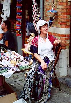 Les costumes dans les rues