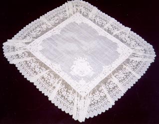 Mouchoir en dentelle de Valenciennes