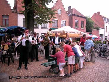 musiciens05.jpg (19396 octets)