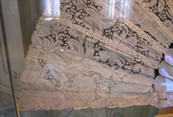 vitrine-det07.jpg (36789 octets)
