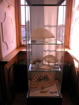vitrine16.jpg (11338 octets)
