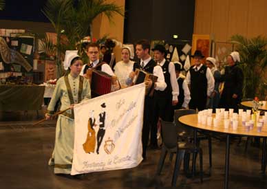 inaug_7518.jpg (16293 octets)