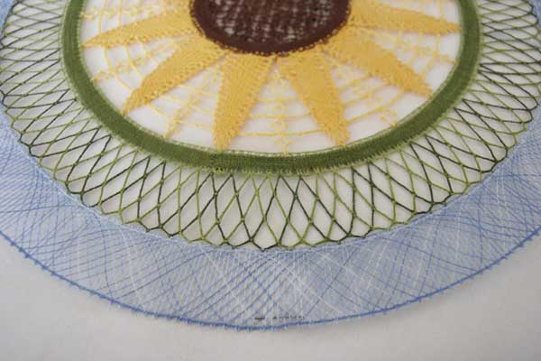 assiette-det_3230.jpg (31750 octets)