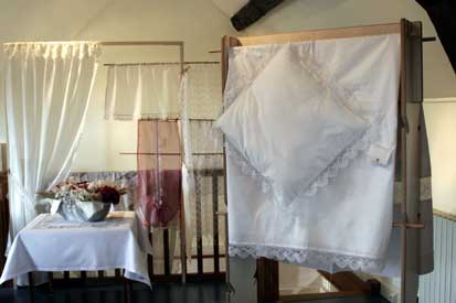 05a-linge-de-maison_5898.jpg (13370 octets)