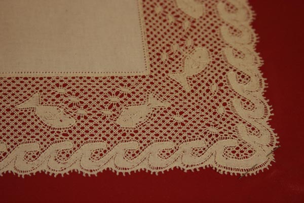 artmor-det_9641.jpg (49890 octets)