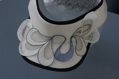 03-casquette_6796.jpg (18417 octets)