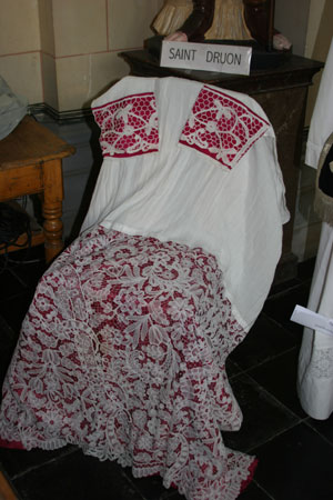 02-eglise-coeur-8321.jpg (39197 octets)
