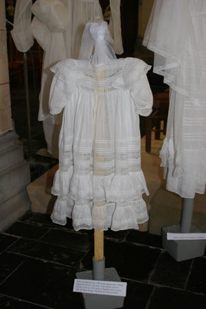 02-eglise-coeur-8332.jpg (24227 octets)