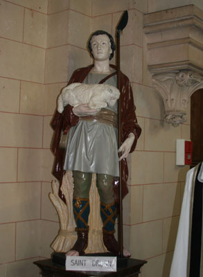 02-eglise-druon-8325.jpg (23132 octets)