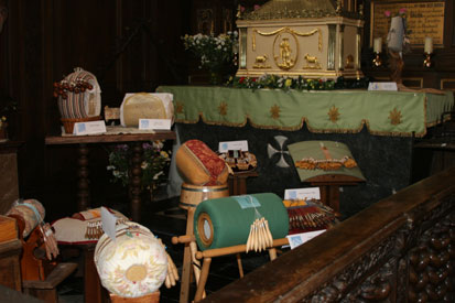 02-eglise-metiers_8403.jpg (32127 octets)