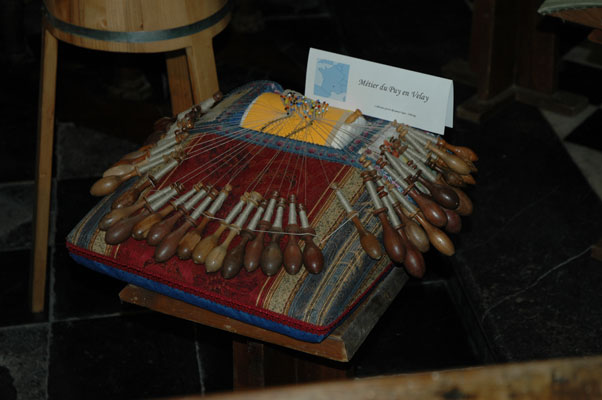 02-eglise-metiers_det106.jpg (44788 octets)