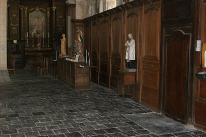 02-eglise_7601.jpg (27049 octets)
