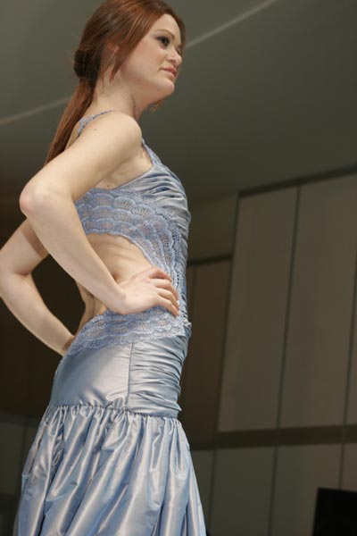 IMG-det_1579.jpg (26363 octets)
