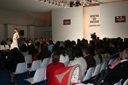 public_2221.jpg (33505 octets)