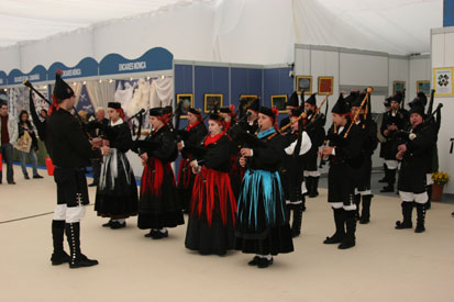 inaug_0540.jpg (29444 octets)