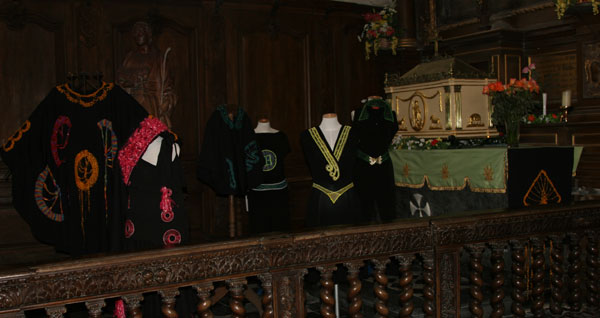robes_0063.jpg (41162 octets)