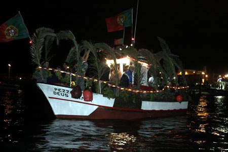 bateau_0696.jpg (25896 octets)