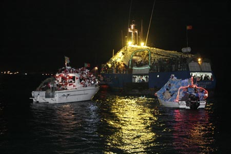 bateau_0714.jpg (24986 octets)