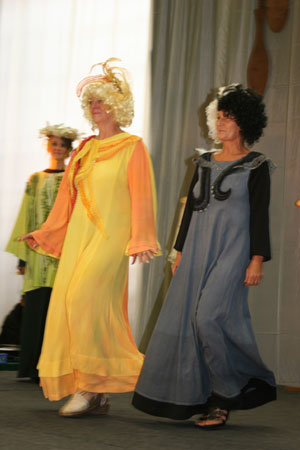 defile_0032.jpg (25746 octets)