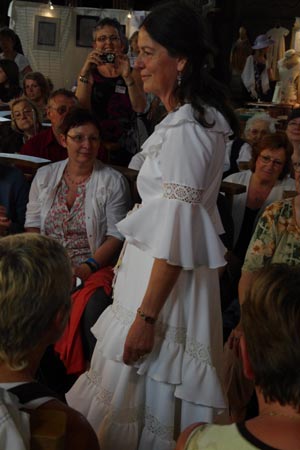 defile_1237.jpg (23997 octets)