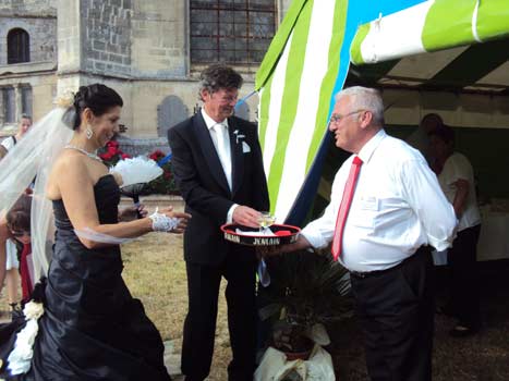 vin-honneur_03348.jpg (25325 octets)