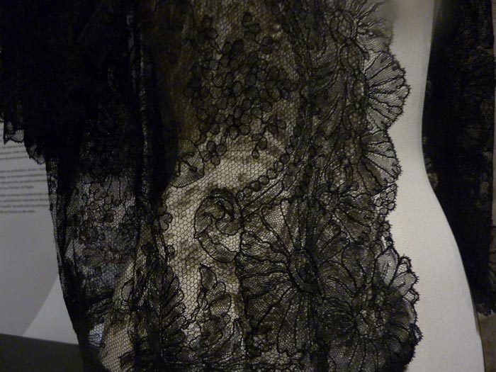 corsage-det_338.jpg (75949 octets)