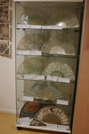 vitrine_1090.jpg (23575 octets)